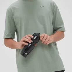 MP Plastic Waterfles 500ml - Zwart 13 MP Plastic Waterfles 500ml - Zwart -Myprotein 12713304 1655028129499965