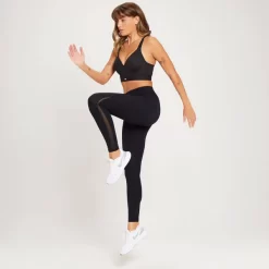 MP Sportbeha Met Hoge Ondersteuning En Voorgevormde Cups - Zwart 9 MP Sportbeha Met Hoge Ondersteuning En Voorgevormde Cups - Zwart -Myprotein 12916760 1894967693893167