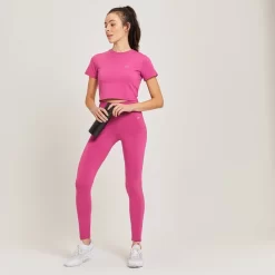 MP Essential Body Fit Cropped T-shirt Voor Dames - Sangria -Myprotein 13129964 1274911999774084