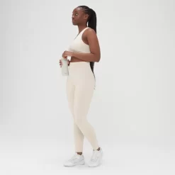 MP Verwassen En Naadloze Beha - Ecru 9 MP Verwassen En Naadloze Beha - Ecru -Myprotein 13965977 2055029449896025