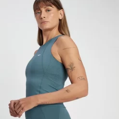 MP Women's Tempo Ultra Cropped Vest - Smoke Blue 9 MP Women's Tempo Ultra Cropped Vest - Smoke Blue -Myprotein 14006956 5375029962716361